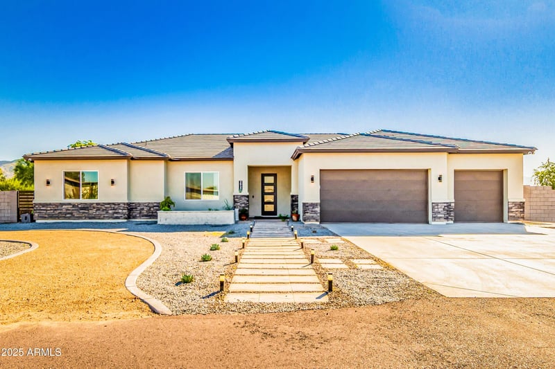 2927 Latona Rd, Laveen, AZ 85339
