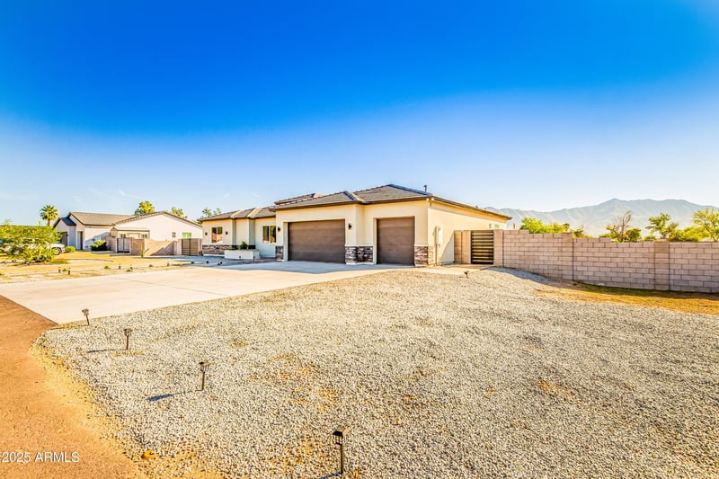 2927 Latona Rd, Laveen, AZ 85339