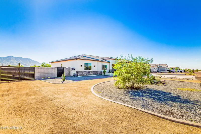 2927 Latona Rd, Laveen, AZ 85339