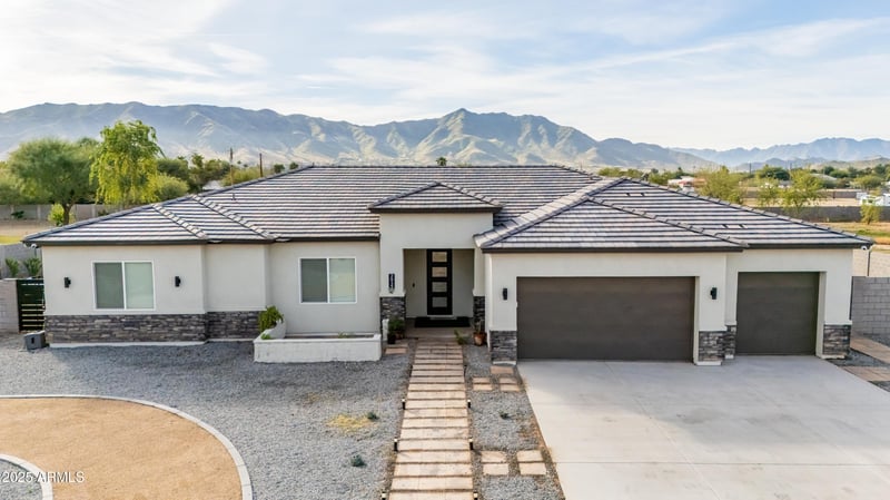 2927 Latona Rd, Laveen, AZ 85339