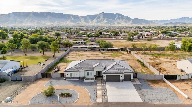 2927 W Latona Rd, Laveen, AZ 85339