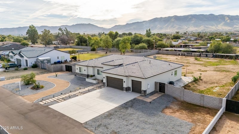 2927 W Latona Rd, Laveen, AZ 85339