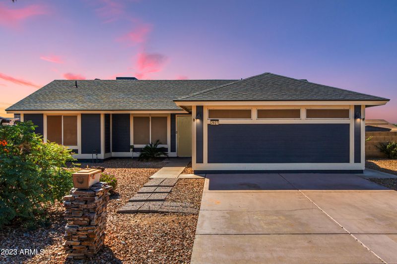 2927 W Meadow Dr, Phoenix, AZ 85053