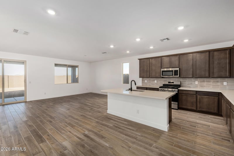 2928 Mecklenburg Way, San Tan Valley, AZ 85143
