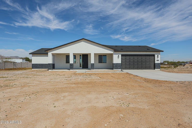 2928 192nd Dr, Litchfield Park, AZ 85340