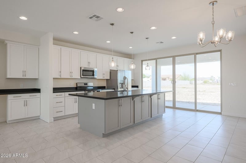 2928 192nd Dr, Litchfield Park, AZ 85340