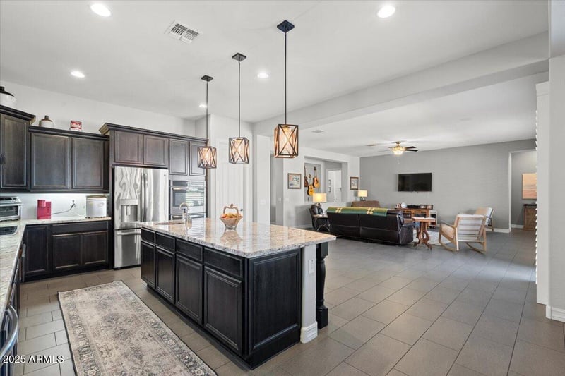 2928 Palm St, Mesa, AZ 85213