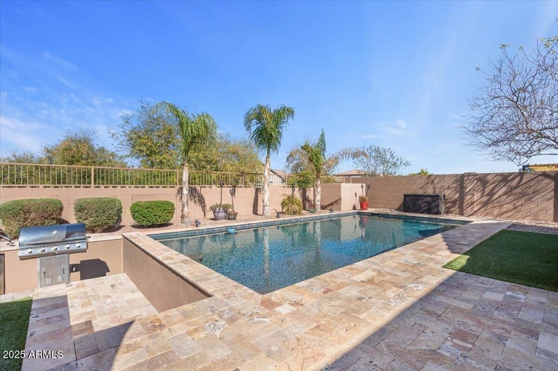 2928 Palm St, Mesa, AZ 85213