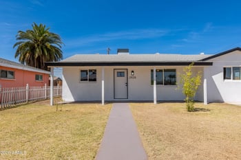 2928 Puget Ave, Phoenix, AZ 85051