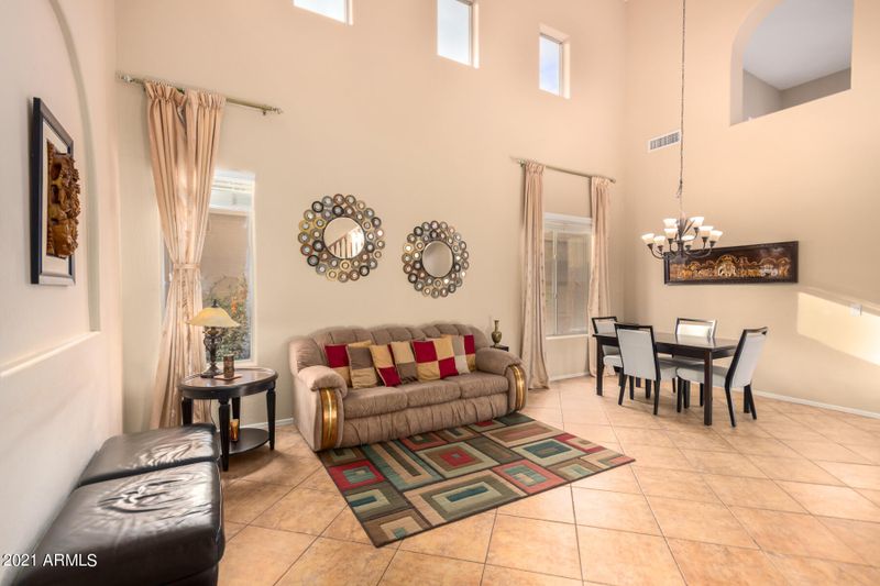 2928 W Glenhaven Dr, Phoenix, AZ 85045