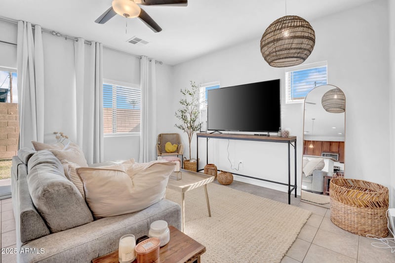 2929 37th St #10, Phoenix, AZ 85018