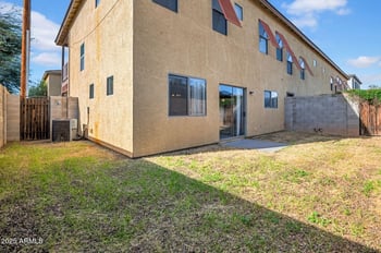 2929 37th St #10, Phoenix, AZ 85018