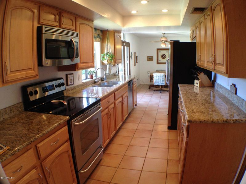 2929 E Claire Dr, Phoenix, AZ 85032