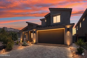 2929 Sands Dr, Phoenix, AZ 85050
