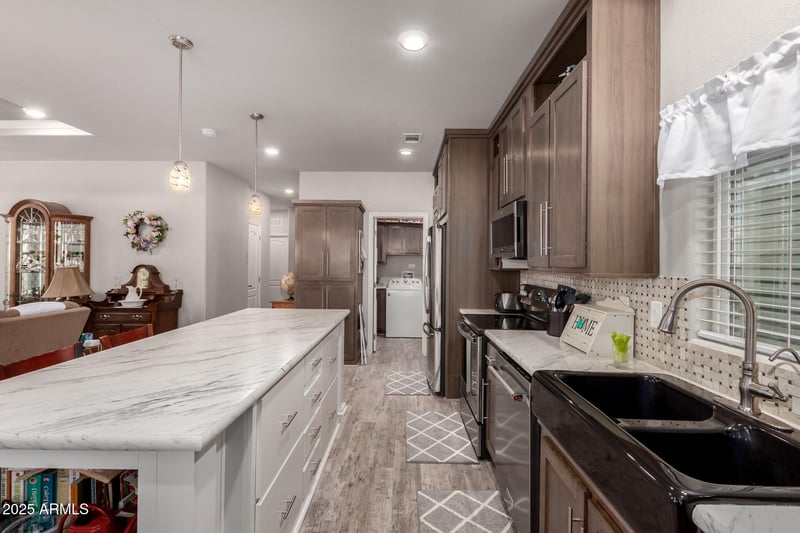 2929 Main St #160, Mesa, AZ 85213