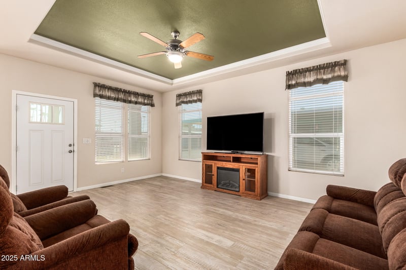 2929 Main St #217, Mesa, AZ 85213