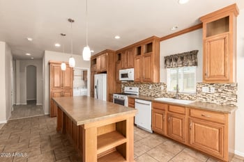 2929 Main St #217, Mesa, AZ 85213