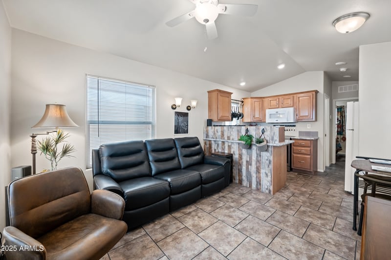 2929 Main St #669, Mesa, AZ 85213
