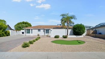 2929 55th Pl, Phoenix, AZ 85018