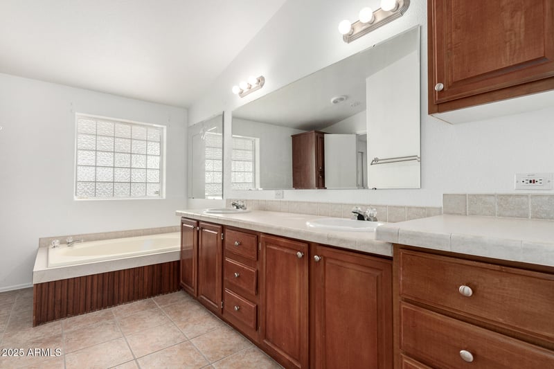 2929 Sequoia Dr, Phoenix, AZ 85050