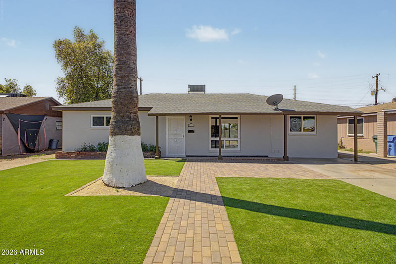 2929 W Loma Ln, Phoenix, AZ 85051