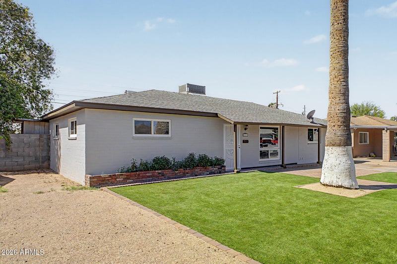2929 W Loma Ln, Phoenix, AZ 85051
