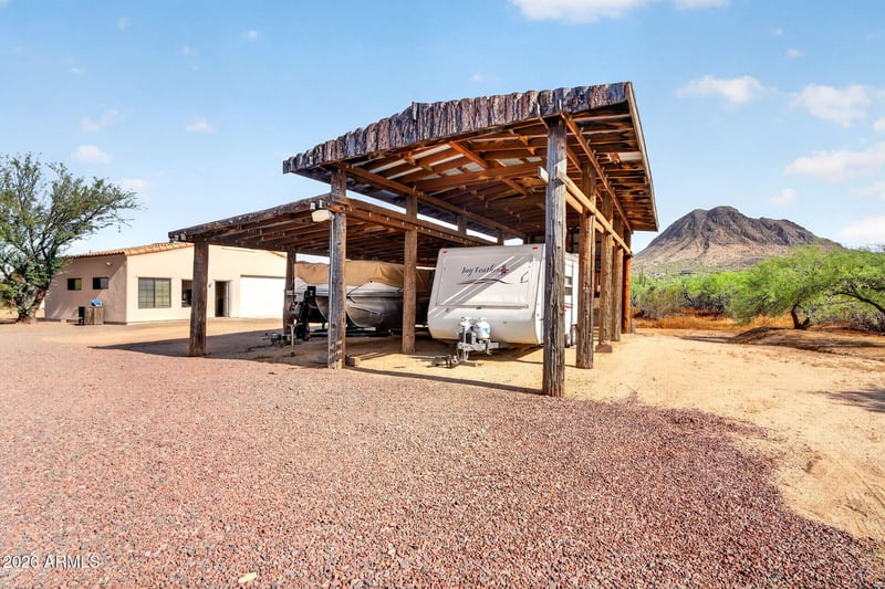 2929 New River Rd, New River, AZ 85087