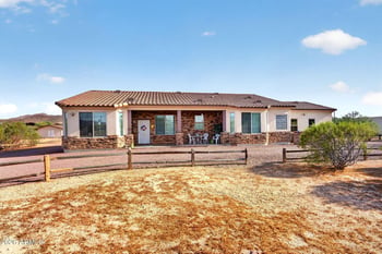 2929 New River Rd, New River, AZ 85087