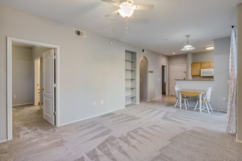 2929 W Yorkshire Dr #1030, Phoenix, AZ 85027