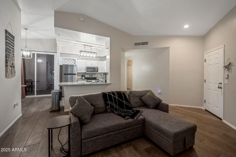 2929 Yorkshire Dr #1102, Phoenix, AZ 85027