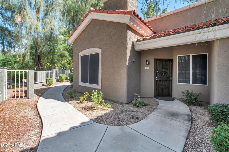 2929 Yorkshire Dr #1102, Phoenix, AZ 85027