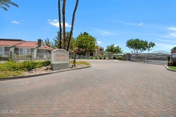 2929 Yorkshire Dr #1102, Phoenix, AZ 85027