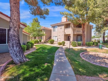 2929 Yorkshire Dr #2015, Phoenix, AZ 85027