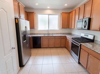 29291 123rd Dr, Peoria, AZ 85383