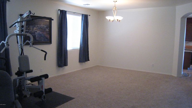 293 S 172nd Dr, Goodyear, AZ 85338