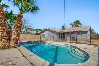 2930 80th Ln, Phoenix, AZ 85033