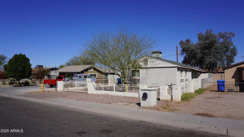 2930 Atlanta Ave, Phoenix, AZ 85040