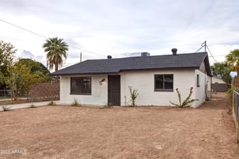 2930 E Granada Rd, Phoenix, AZ 85008