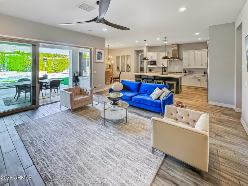 2930 E Herrera Dr, Phoenix, AZ 85050