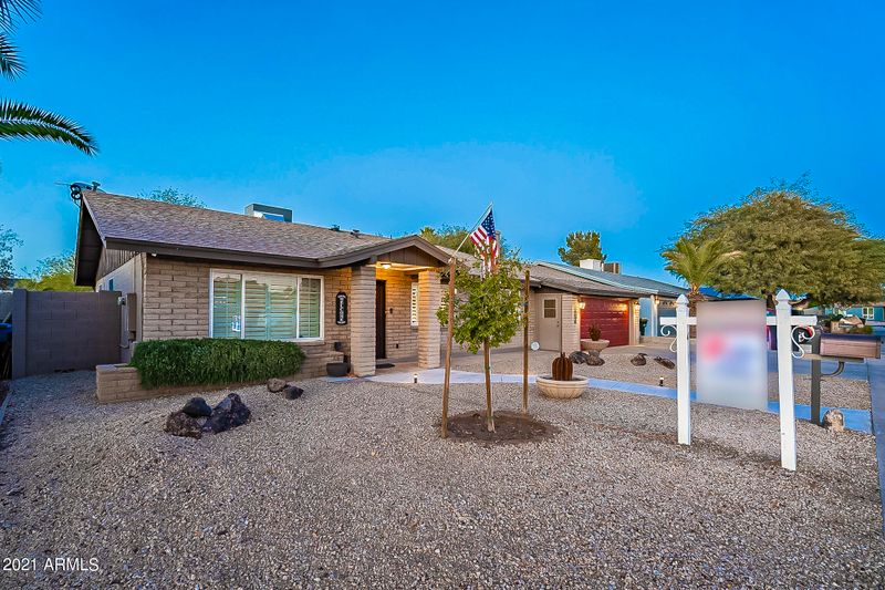 2930 W Villa Rita Dr, Phoenix, AZ 85053