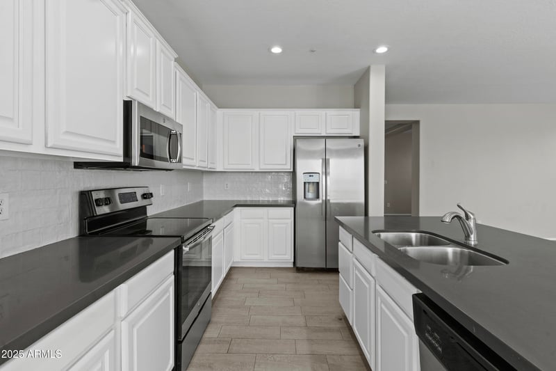 29302 126th Ln, Peoria, AZ 85383