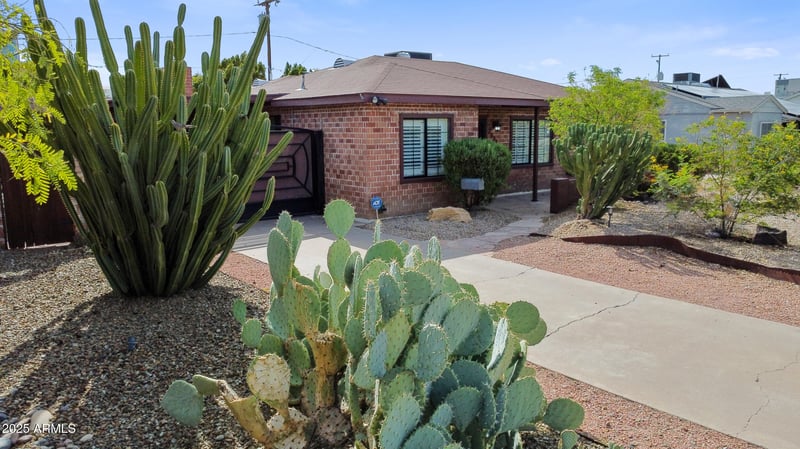 2931 8th Ave, Phoenix, AZ 85013
