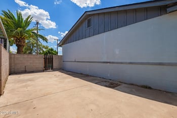 2931 Aster Dr, Phoenix, AZ 85029