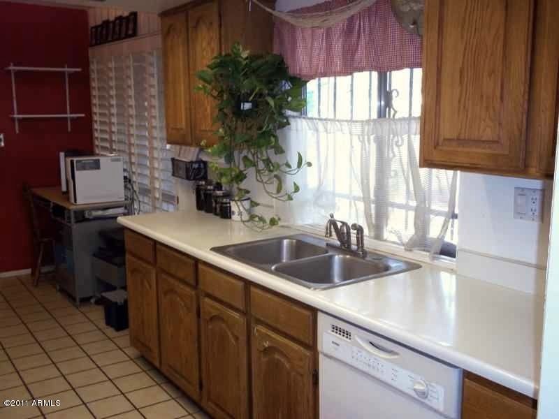 2931 W Glendale Ave, Phoenix, AZ 85051
