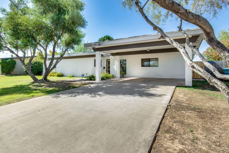 2932 E Windrose Dr, Phoenix, AZ 85032