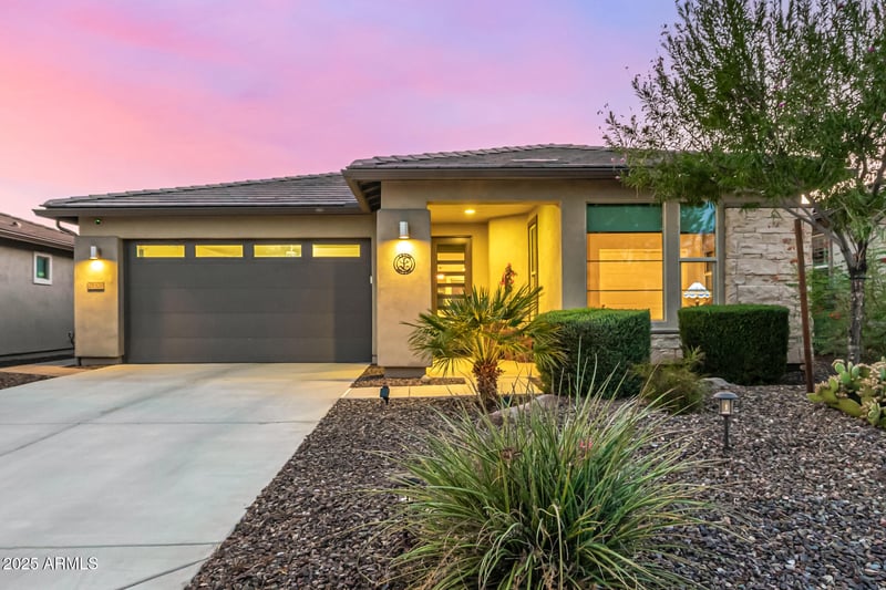 29320 132nd Ln, Peoria, AZ 85383