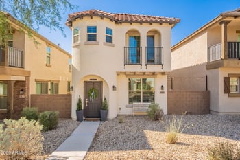 2933 Augustine --, Mesa, AZ 85207