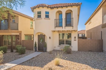2933 Augustine --, Mesa, AZ 85207