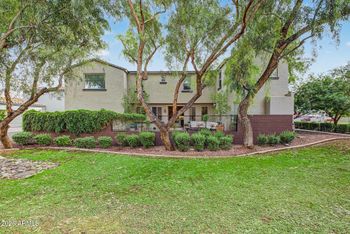 2933 N 48th St, Phoenix, AZ 85018