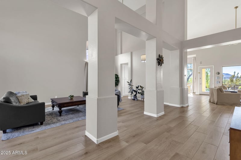 2933 Owens Way, Anthem, AZ 85086